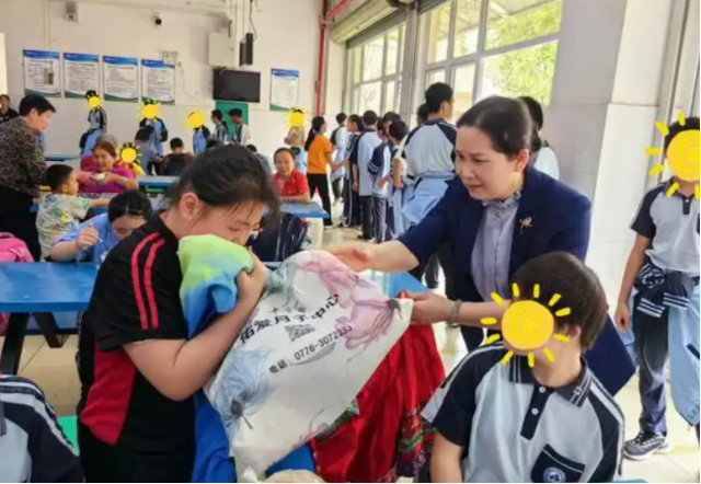 施行定制式交融为残疾学生供给技能培养工作转衔工作支撑