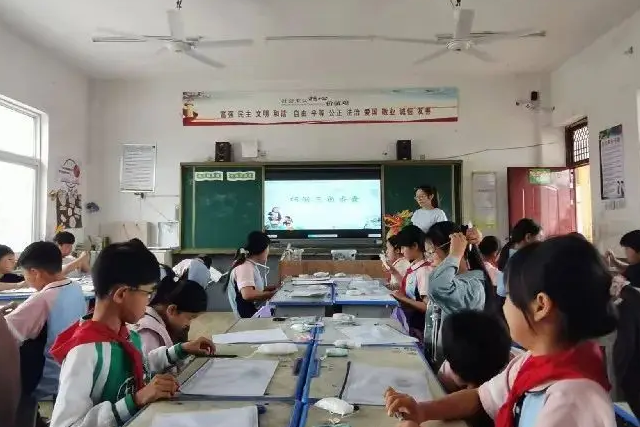 加大对薄弱环节的支撑力度教育优质均衡开展破解上述难题 加大对薄弱环节的支撑力度教育优质均衡开展破解上述难题