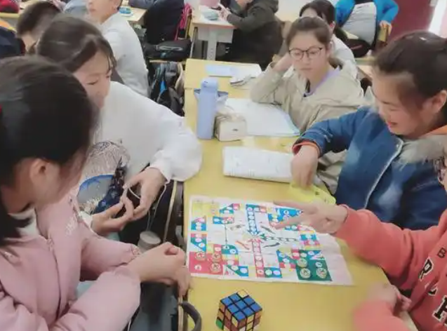 将品格教育从说教转化为体验让学生在游戏中完成社会化学习 将品格教育从说教转化为体验让学生在游戏中完成社会化学习